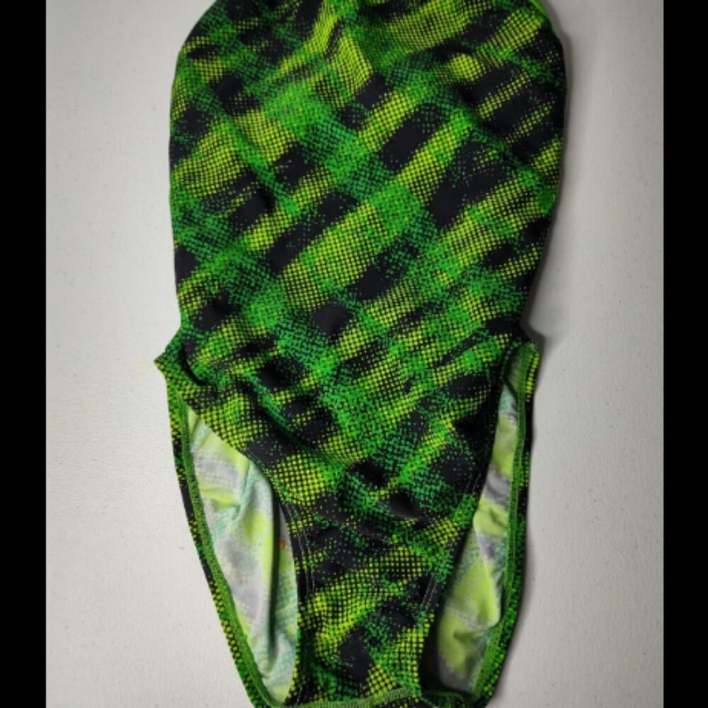 WaterPro Girls Swimsuit Size Youth Medium Green/Black (R1)